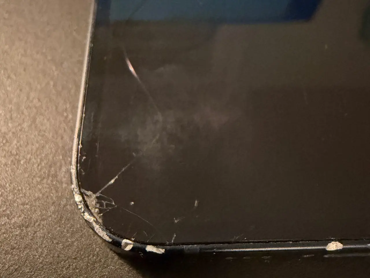 Billede 4 - iPhone 13 128 GB midnat – revnet glas – nr. 8