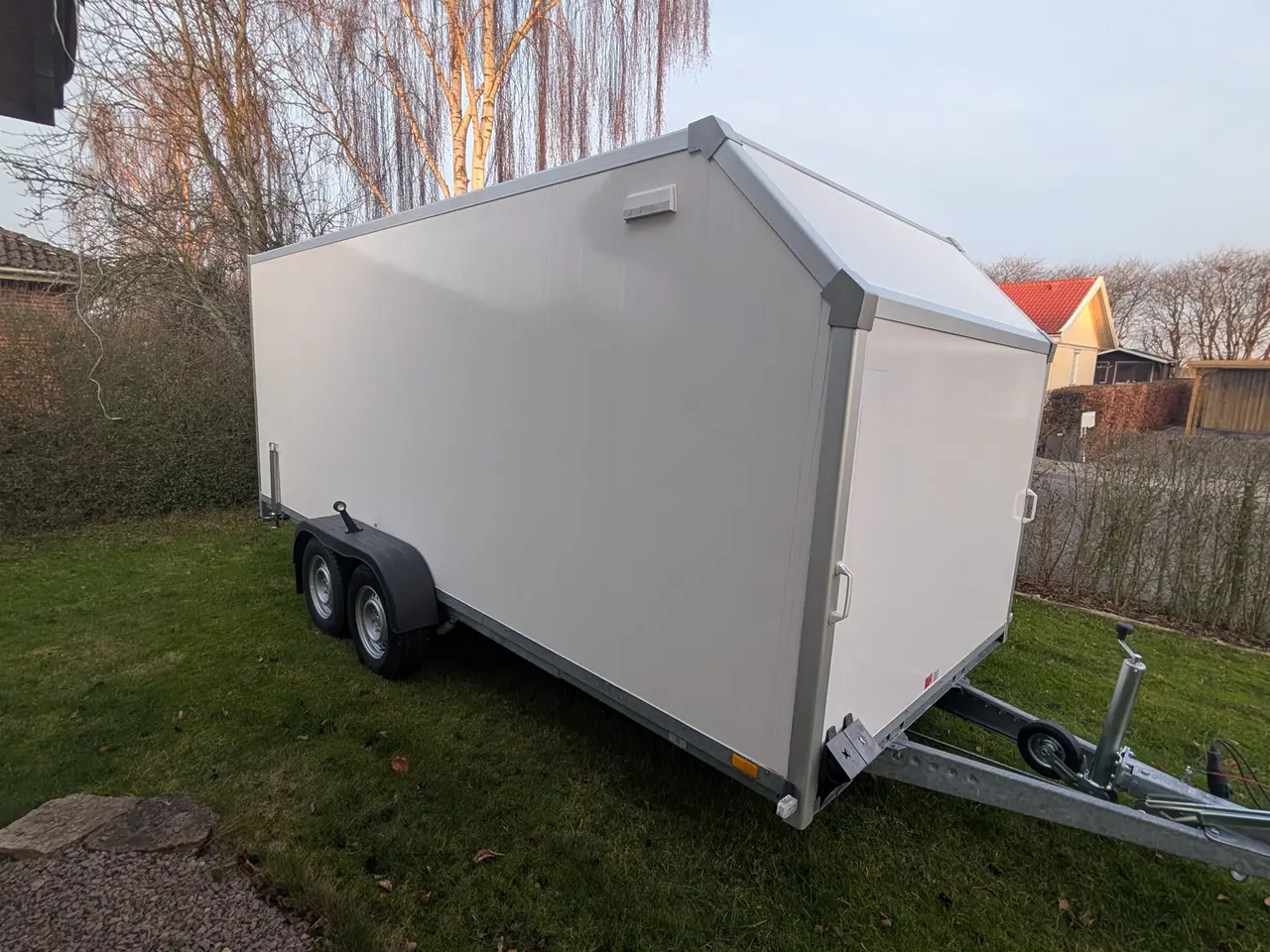 Billede 4 - Kæmpe 5 m lukket flyttetrailer rampe aerofront