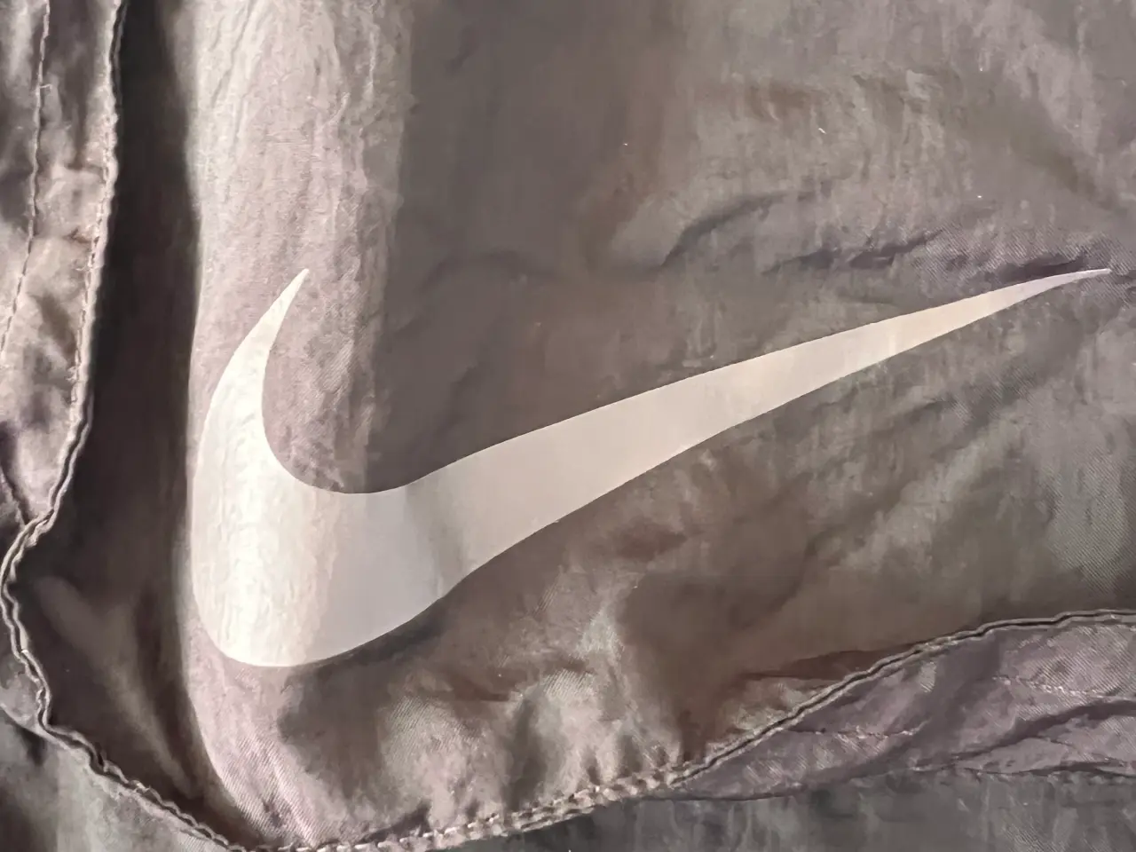 Billede 12 - NY Sort Nike Tech Pack Jakke. (Str. L/147-158 Cm.)