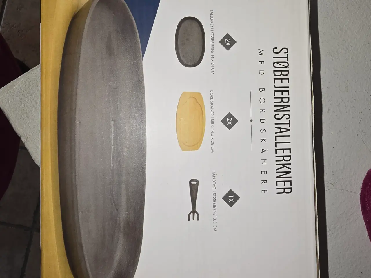 Billede 1 - Støbejern tallerkener med bordskåner og håndtag