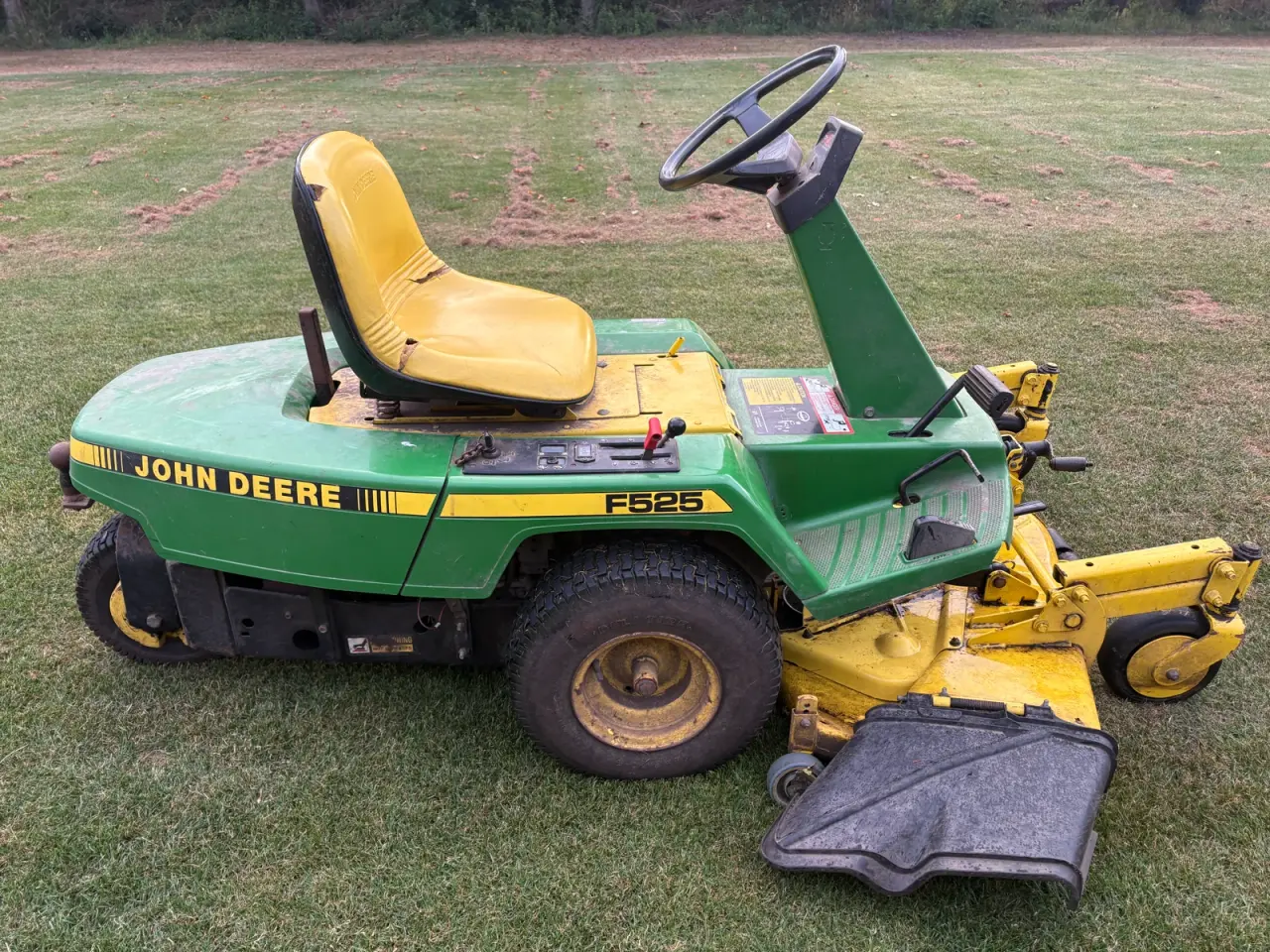 Billede 2 - John Deere F525