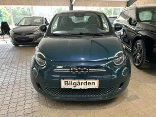 Fiat 500e 42 Icon Sky