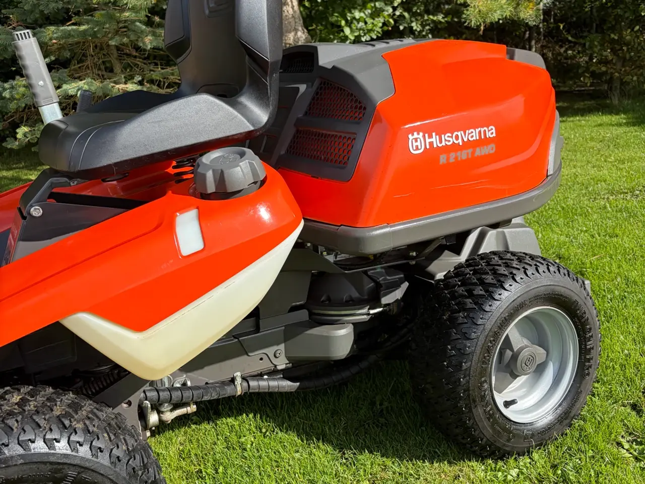 Billede 6 - Husqvarna R216 Awd