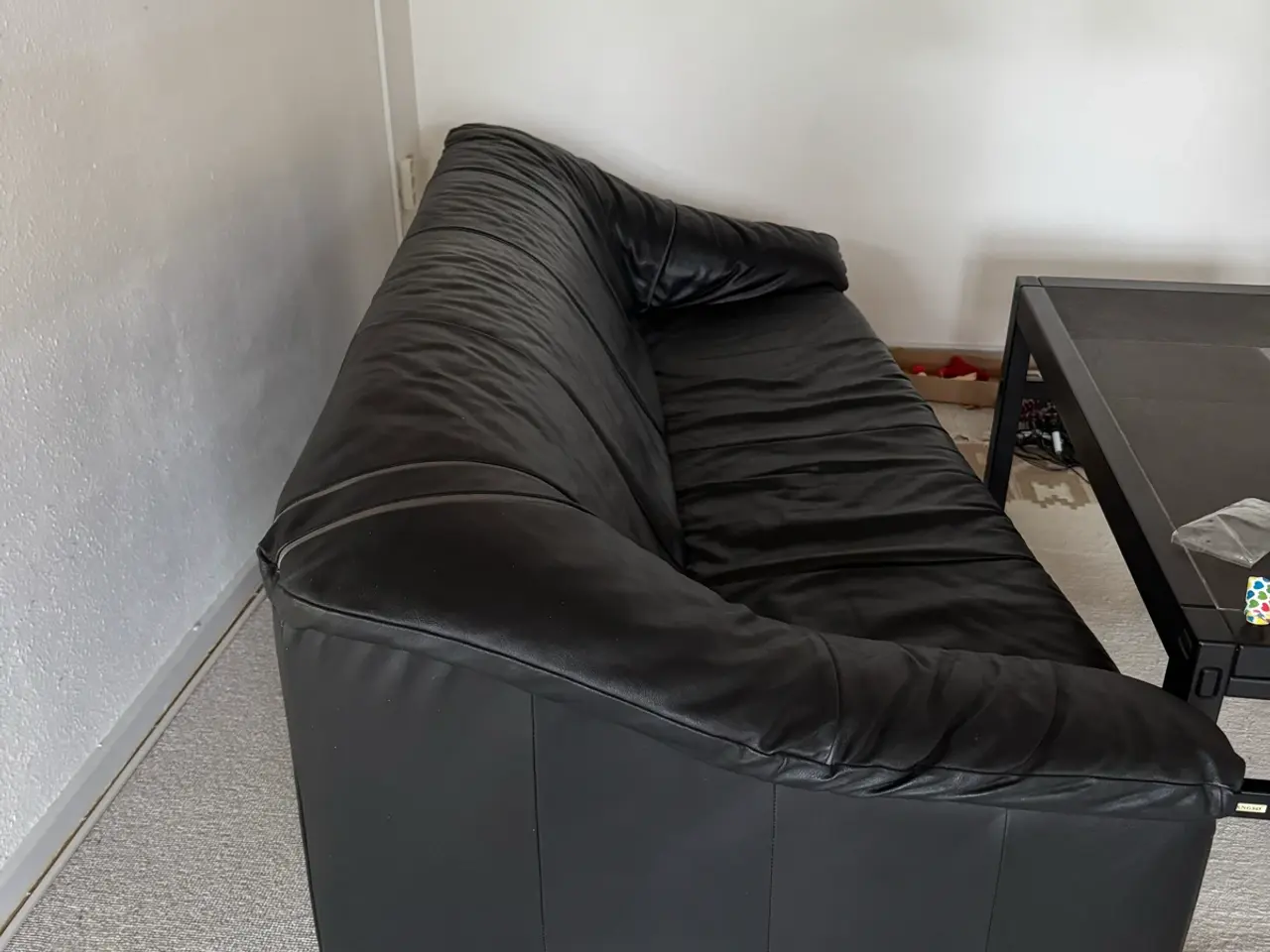 Billede 2 - Sort lædersofa 3 personer