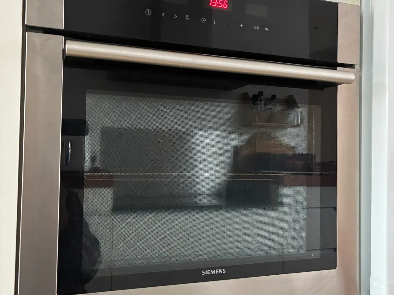 Billede 1 - Siemens indbygningsovn m pyrolyse