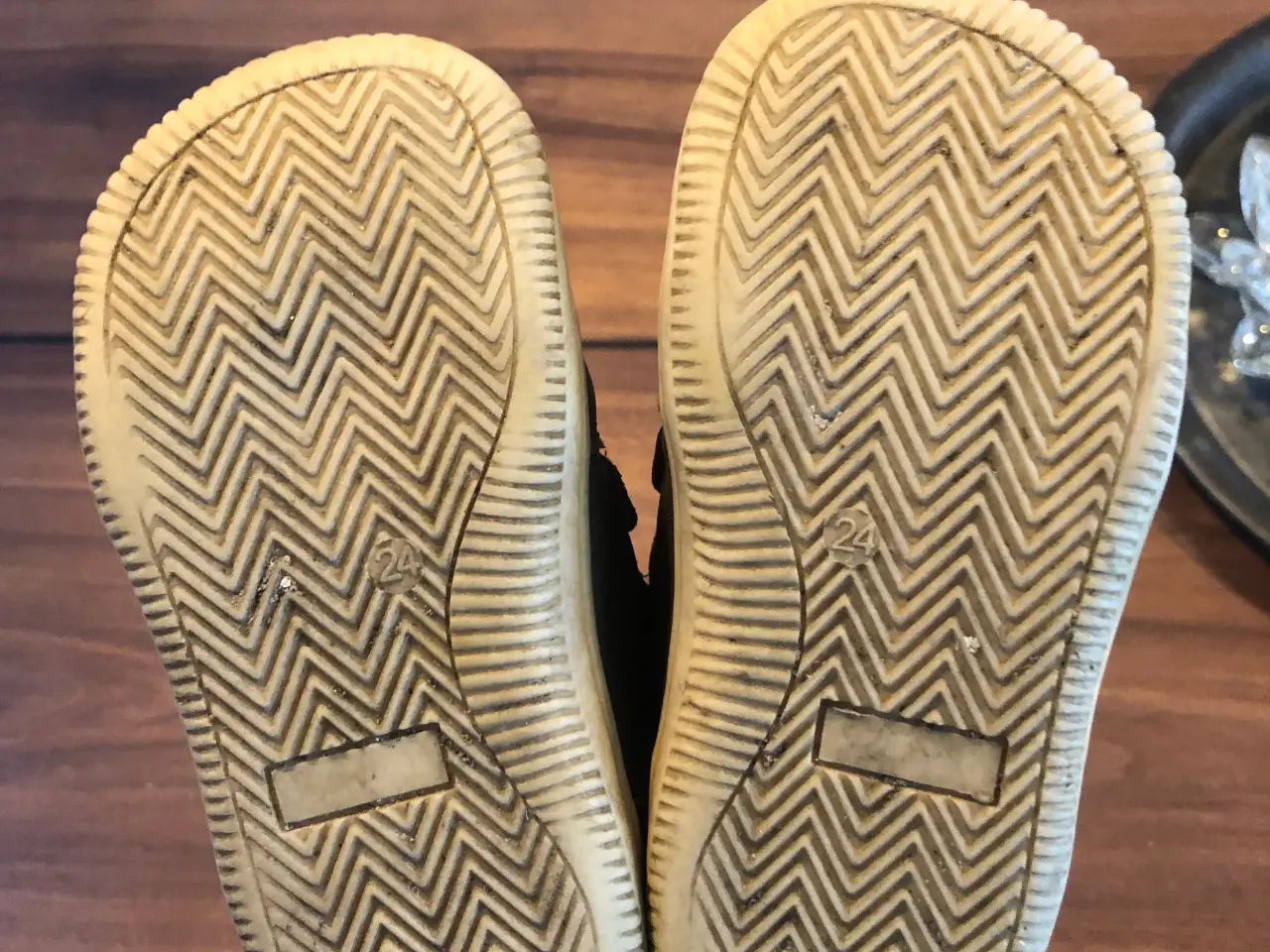 Billede 5 - Bisgaard læder sneakers str 24