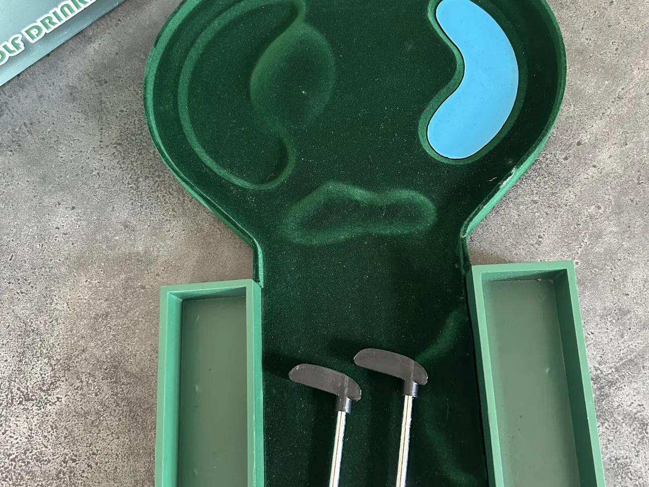 Billede 3 - Golf Drikke Spil. Sæt i grøn plast. 