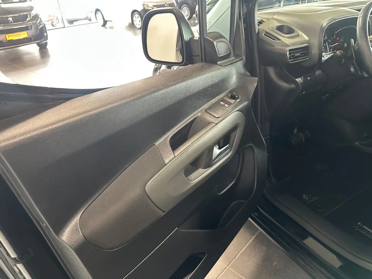 Billede 7 - Citroën Berlingo 1,2 PureTech 130 Feel EAT8