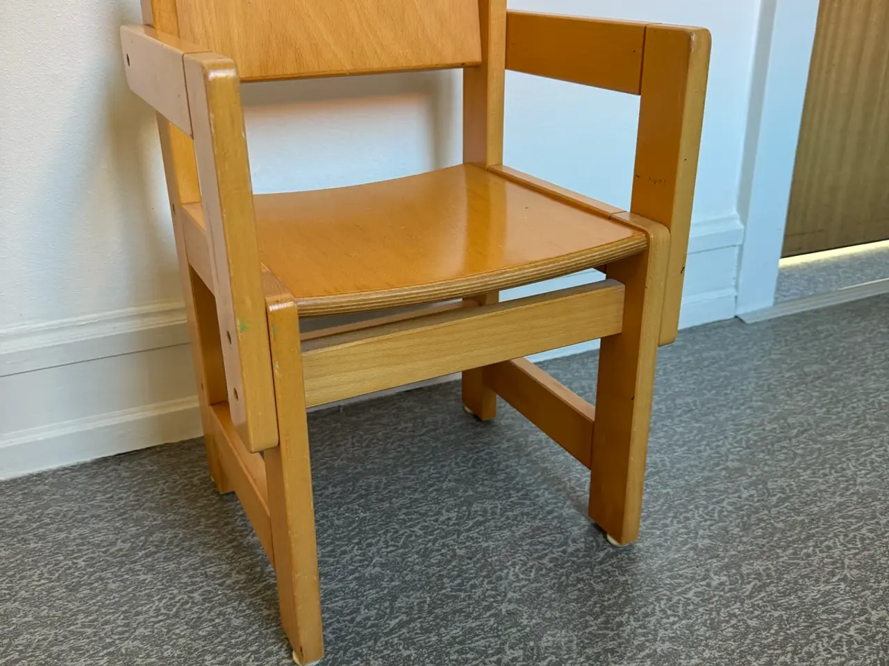 Billede 5 - To vintage børnestole fra Hyllinge design