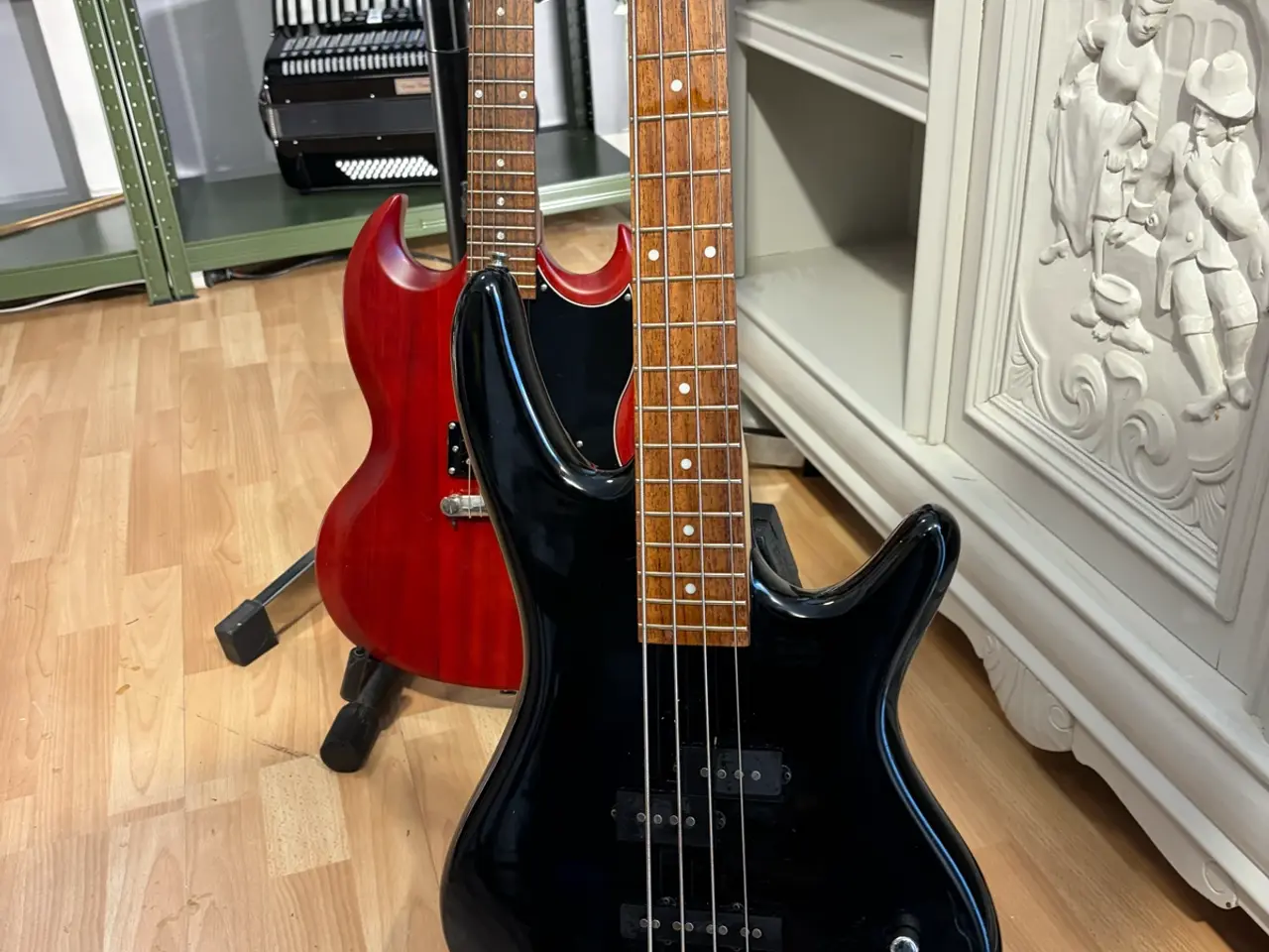 Billede 9 - Ibanez GSR200 elbas – sort inkl. taske