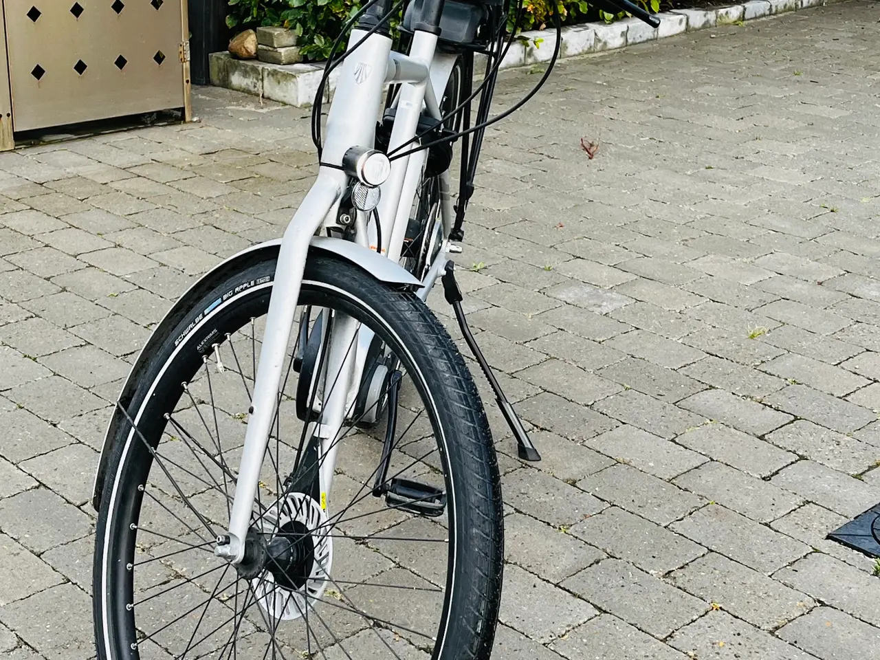 Billede 3 - Solid TREK elcykel med centermotor