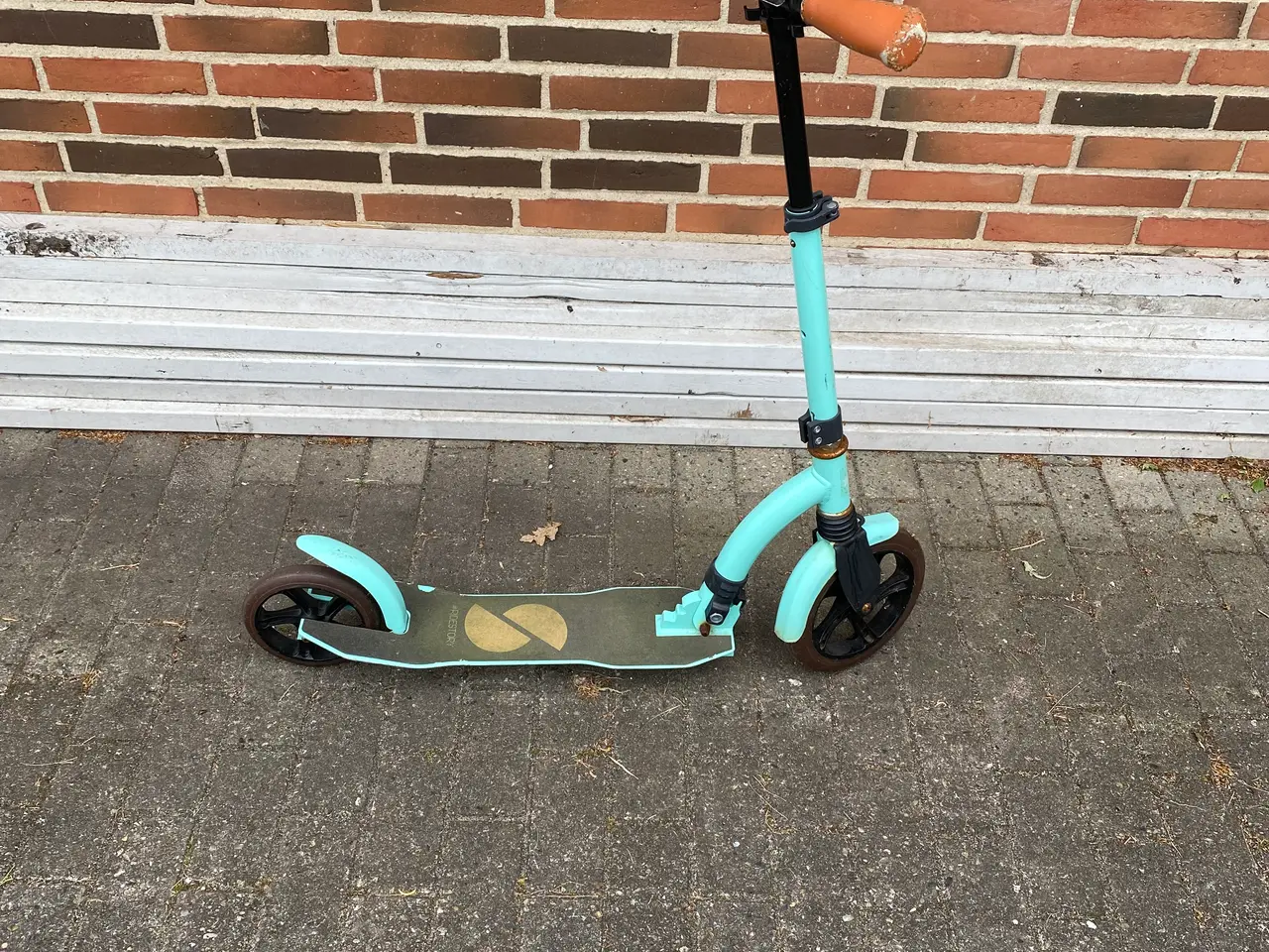 Billede 2 - Løbehjul.  - Retro Ride Scooter - Mint