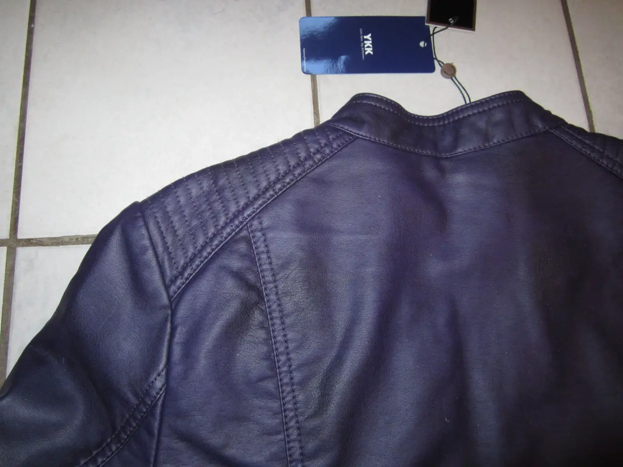 Billede 2 - Purpel Velvet Skind-Look Jakke