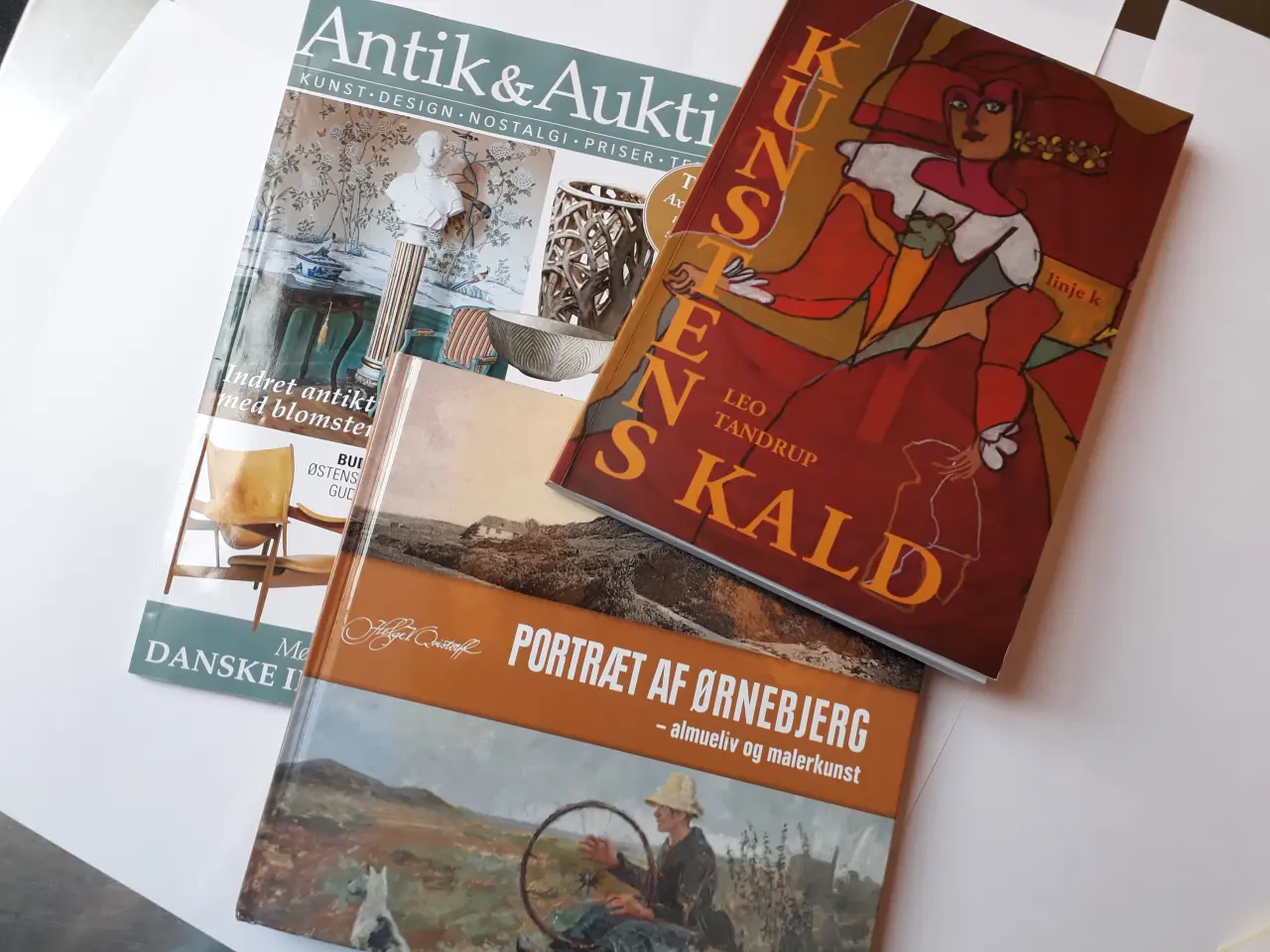 Billede 1 - 2 Kunstbøger og 1 Magasin