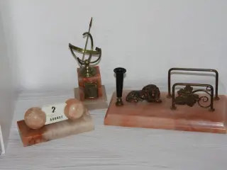 Gammelt brevholder / skrivebordssæt i marmor Solur