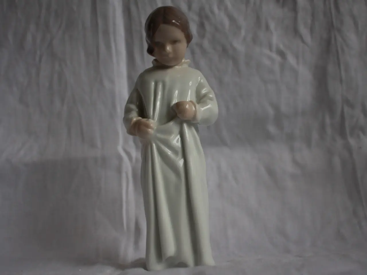 Billede 1 - Pige i nattøj, figur fra B & G