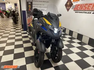 Yamaha Tricity 300