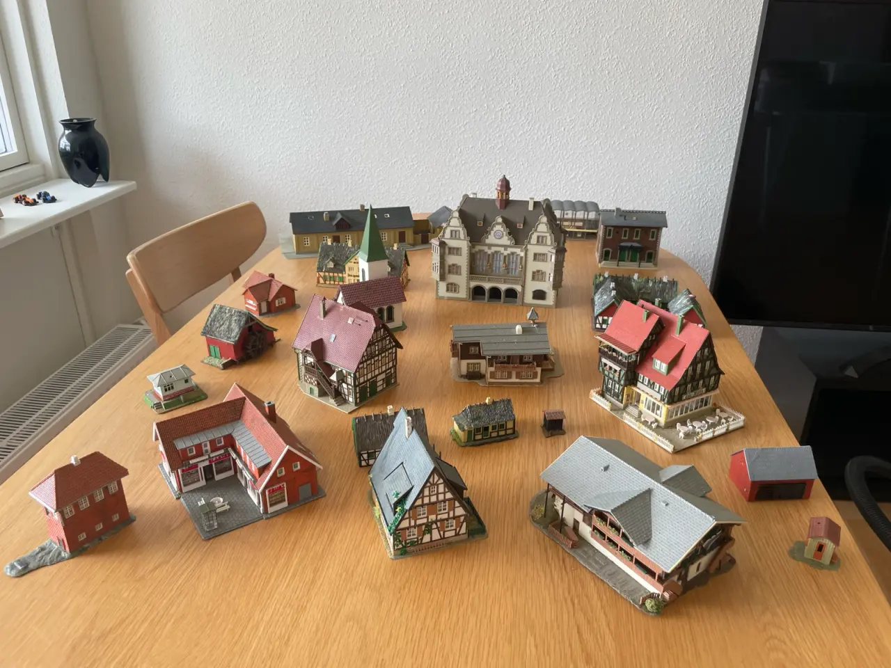 Billede 6 - Stor Märklin samling – tog, skinner, huse, landska