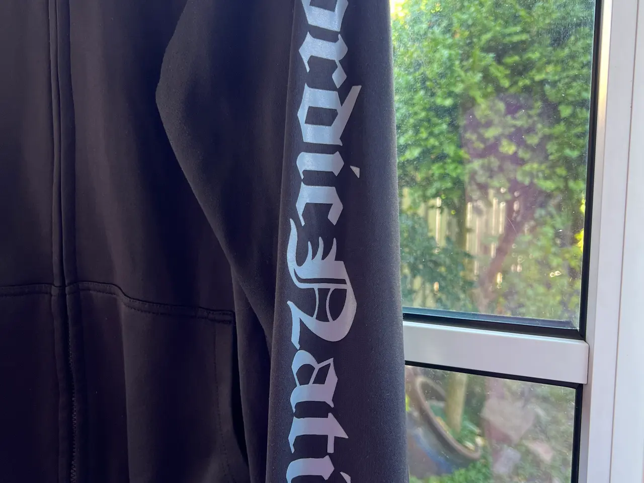 Billede 10 - Hoodie fra Nordic Nation m/Holger Danske. Str. XL.