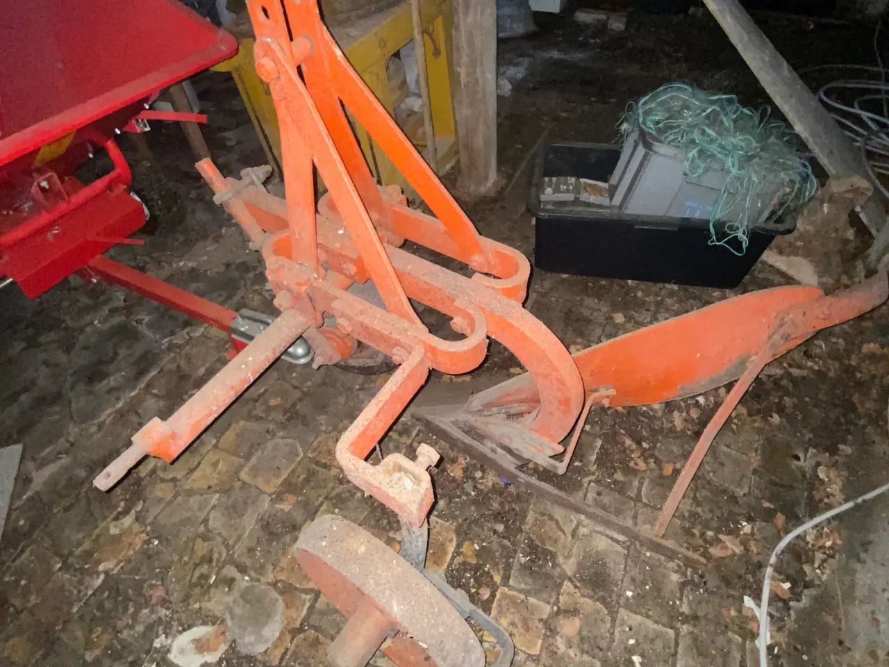 Billede 2 - En furet plov - perfekt til mindre traktor