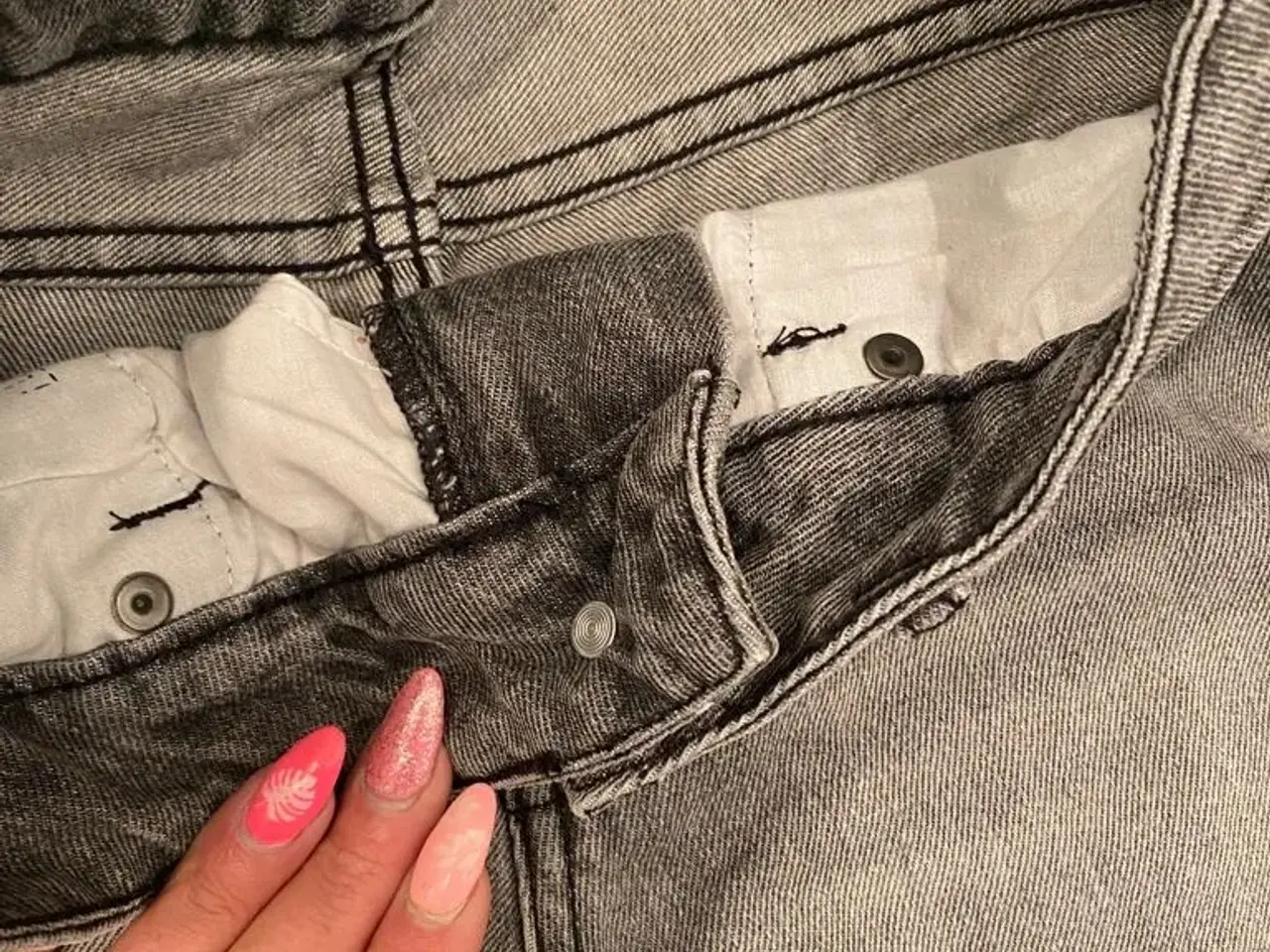 Billede 2 - Only shorts str small