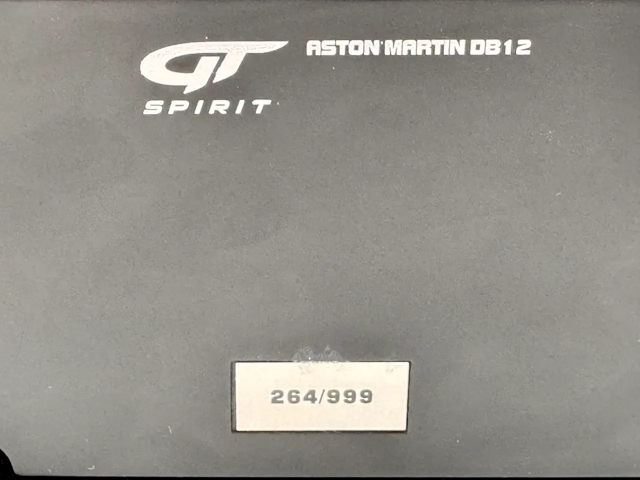 Billede 12 - 2023 Aston Martin DB12 - 1:18