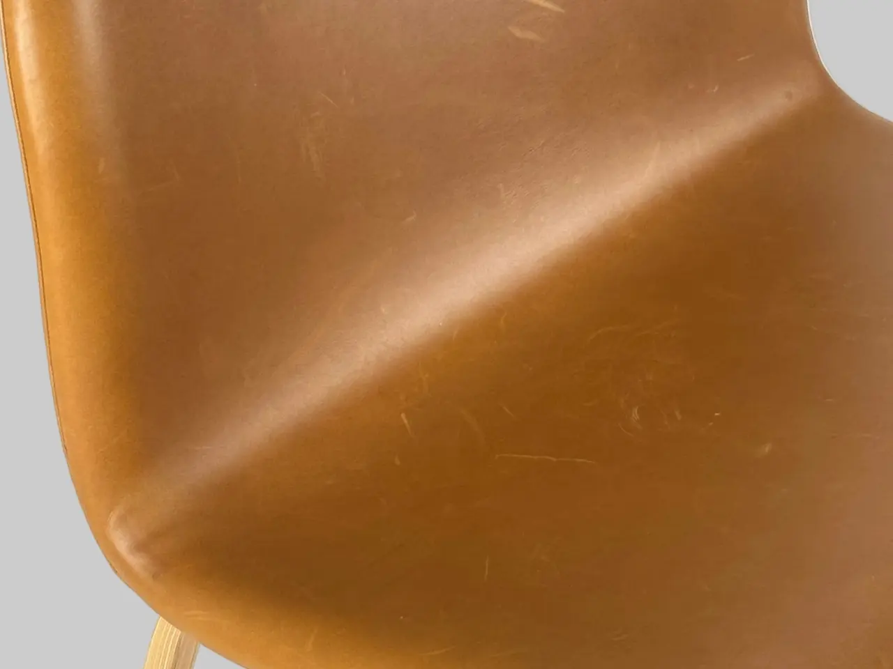 Billede 7 - Muuto Visu Loungestol – Cognac Læder/Eg Stel