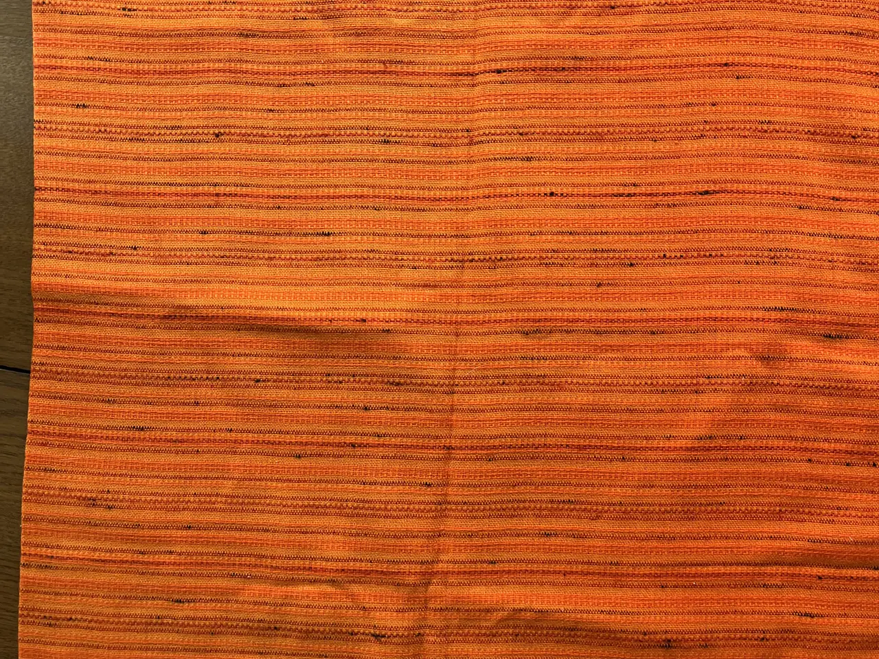 Billede 2 - Retro orange med smalle røde striber dug