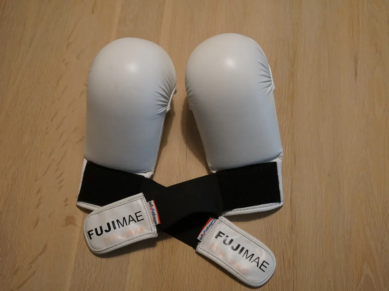 Billede 1 - Kamphandsker Advantage fra FUJIMAE til karate M
