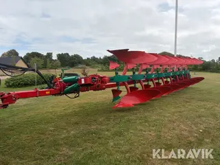 Plov Kverneland 6300S 8-furet vendeplov
