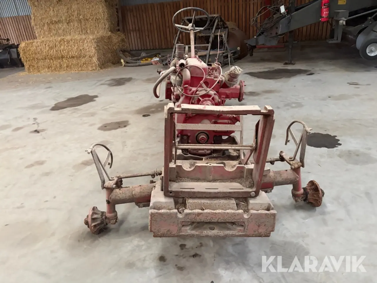 Billede 8 - Veterantraktor IH 844S med reservedele