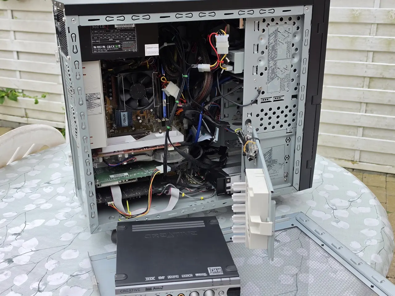 Billede 5 - Unik retro-PC i stort Thermaltake-kabinet