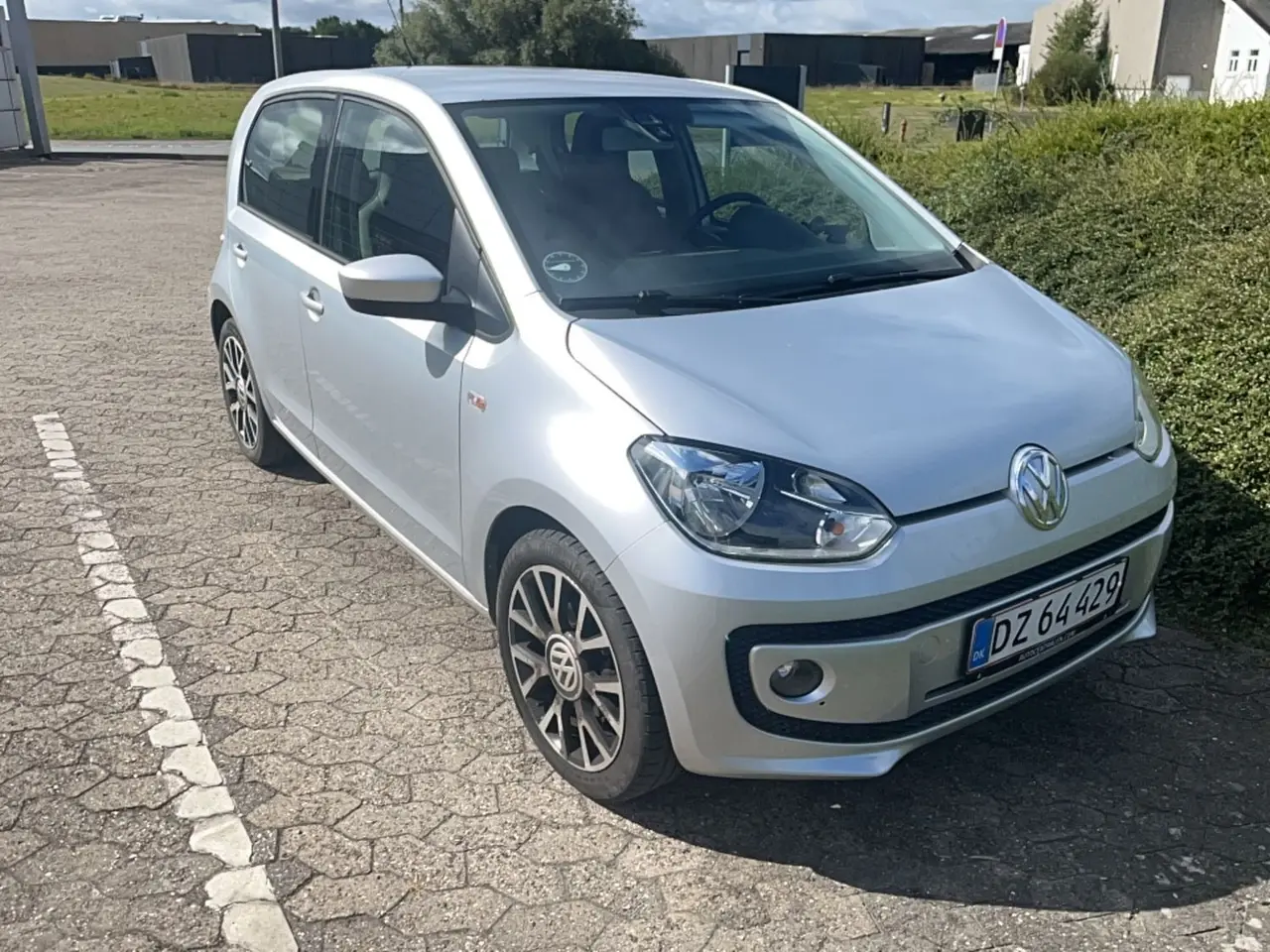 Billede 1 - VW Up! 1,0 75 High Up! BMT