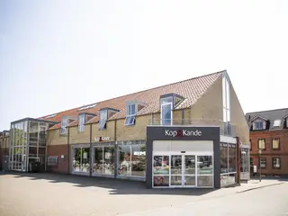 **Kun få ledige tilbage** Nyrenoveret cellekontorer i erhvervsfællesskab. I centrum af Thisted.