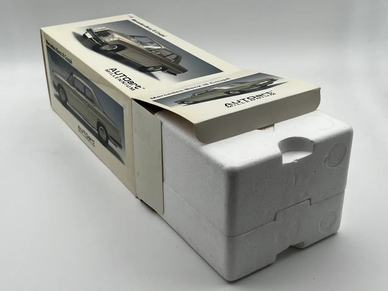 Billede 12 - 1968 Mercedes-Benz 280C /8 AUTOart - 1:18