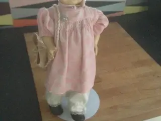 Gammel dukke