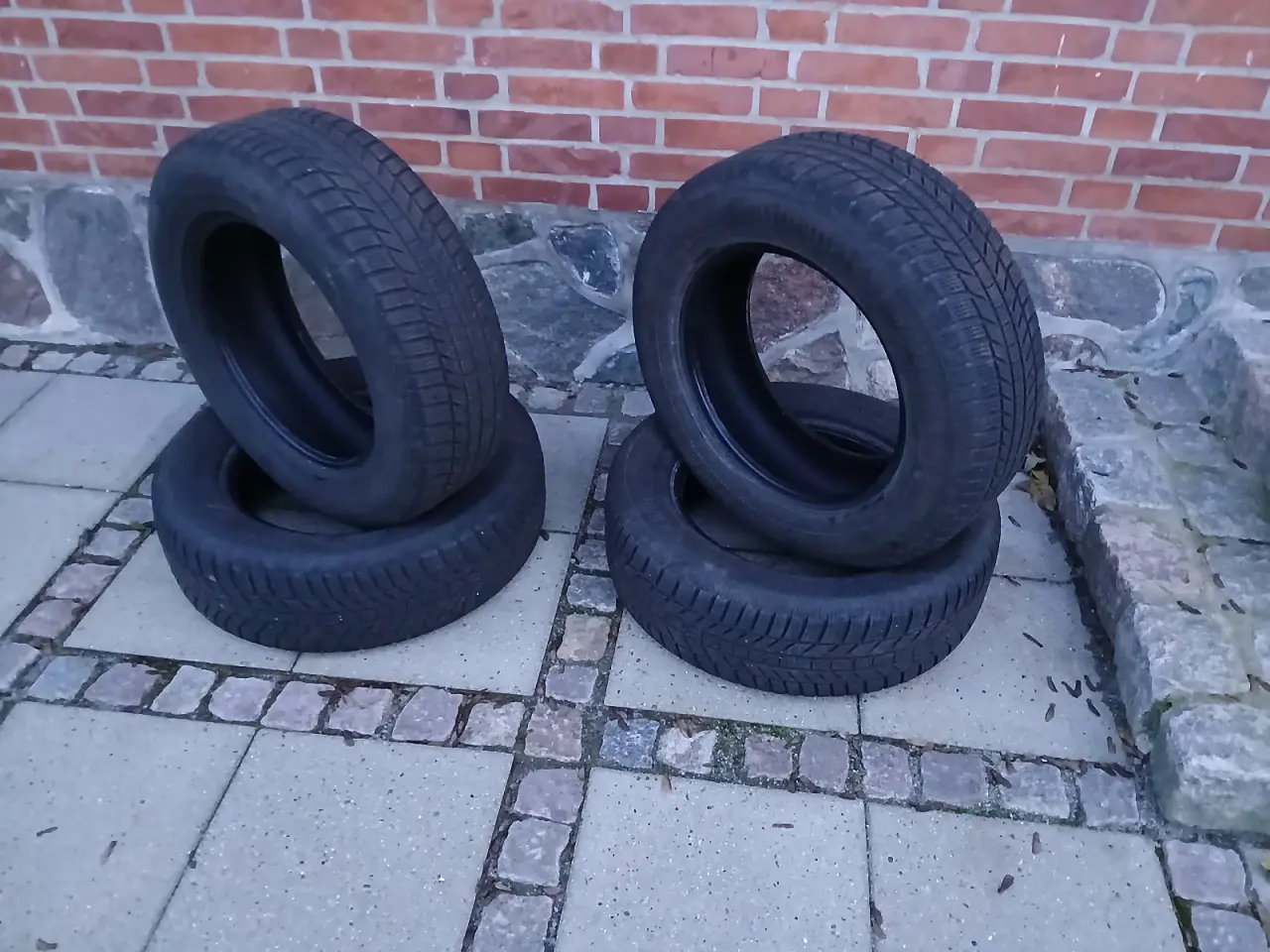 Billede 1 - Vinterdæk 215/65-16