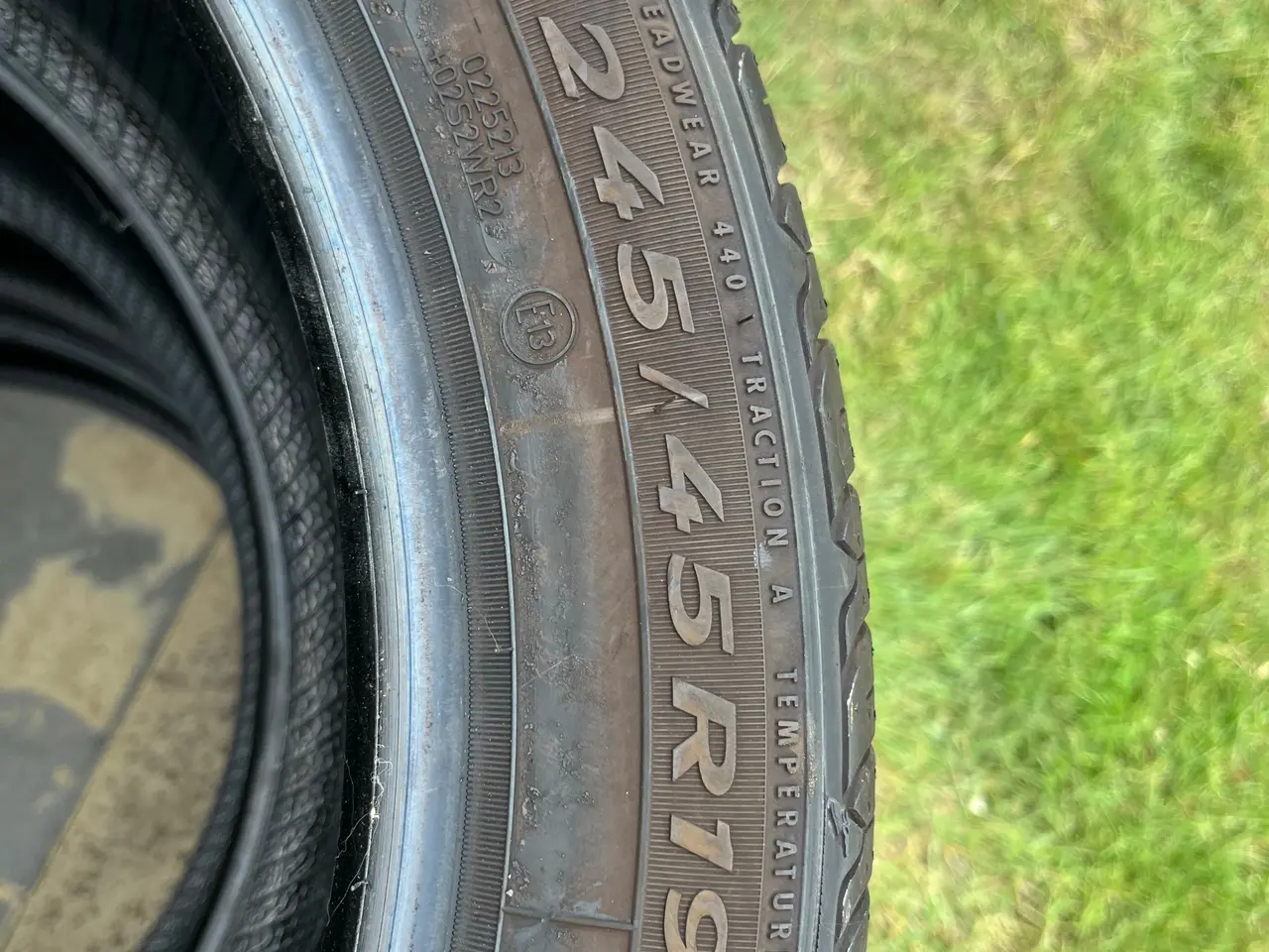 Billede 4 - 4 stkGoodyear 245/45-19 sommerdæk