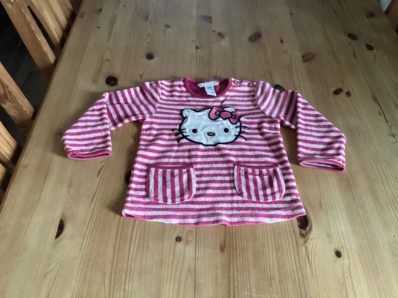 Billede 12 - Hello Kitty, Bikini,er / Toilet Tasker, Tøj Forsk