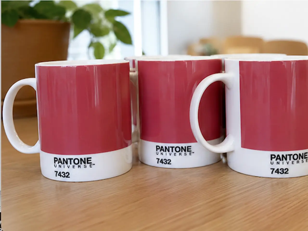 Billede 3 - 11 originale Pantone Universe krus – Pantone 7432