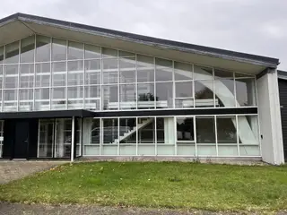 Stort kontor med Glasfacade