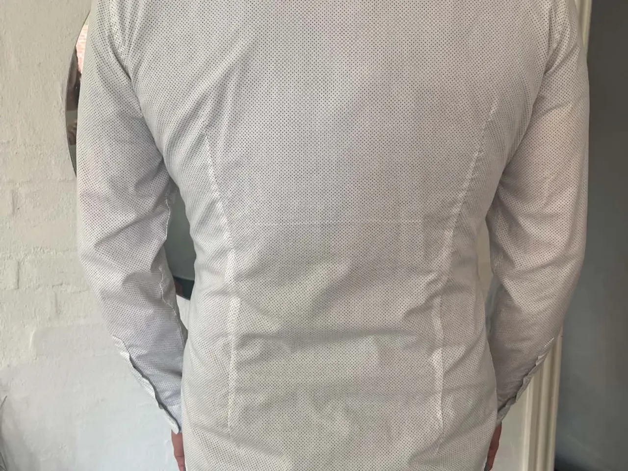 Billede 3 - H&M skjorte med prikker easy iron slim fit M