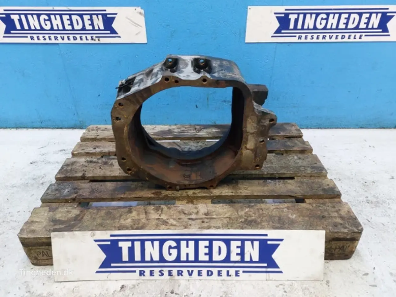 Billede 1 - New Holland T6 Afstandsstykke 47556462