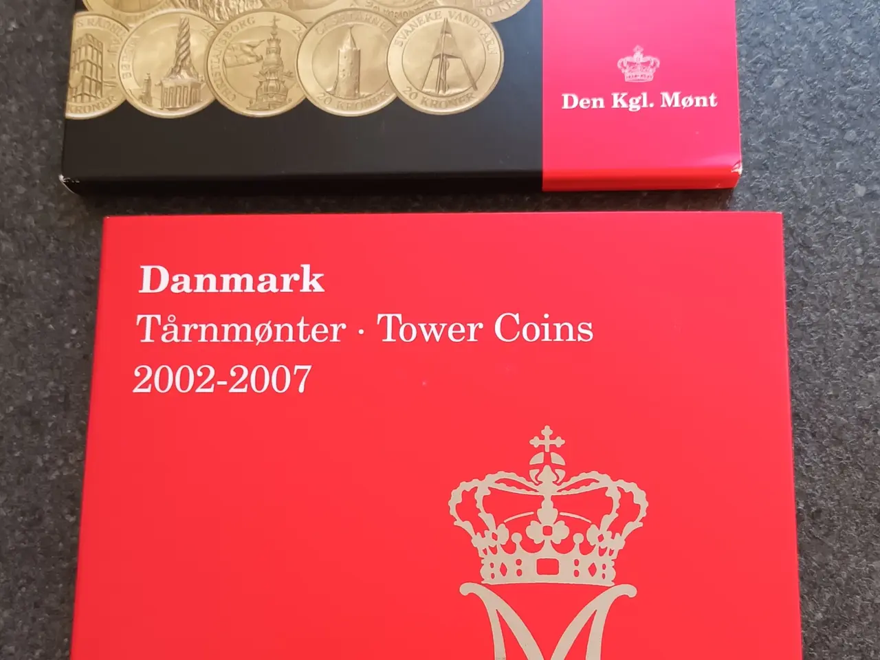 Billede 3 - Kgl Tårnmøntsæt med 10 stk forskellige 20 kr.