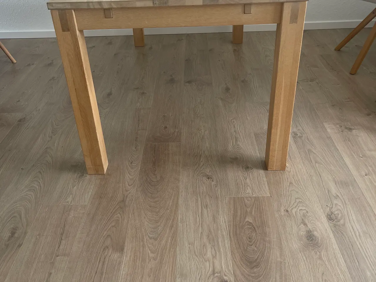 Billede 1 - Spisebord