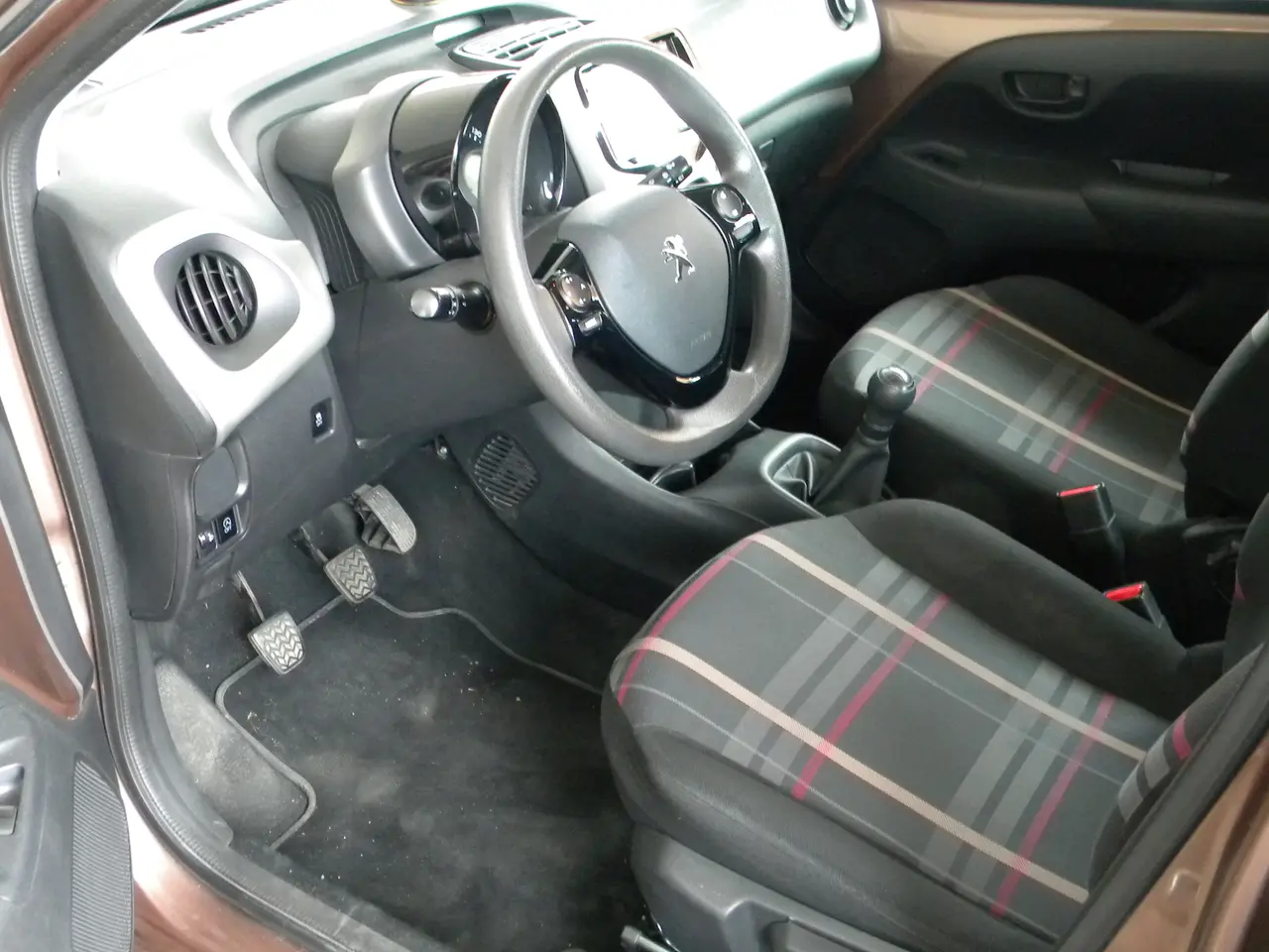 Billede 19 - Velholdt Peugeot 108