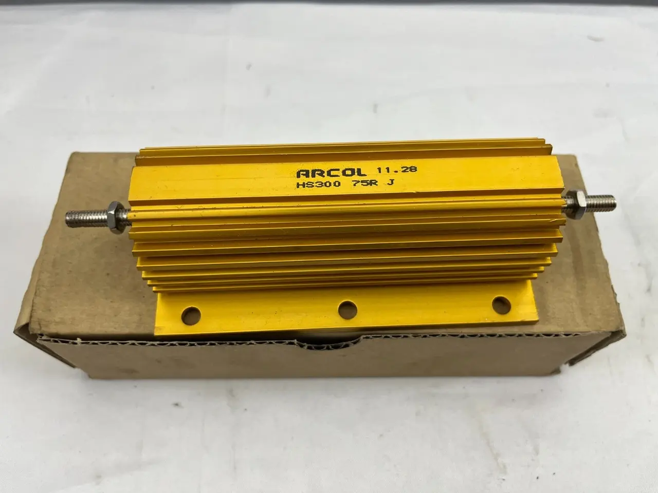 Billede 3 - ARCOL HS300 75R J 300W 75 Ohm Wirewound Chassis