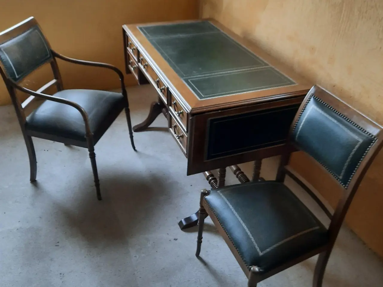 Billede 1 - Empire skrivebord med stole