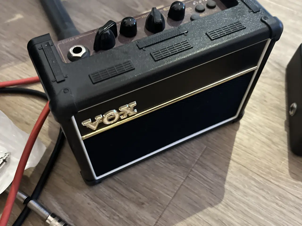 Billede 4 - Ibanez Gio Guitar med 2 forstærkere og distortion 