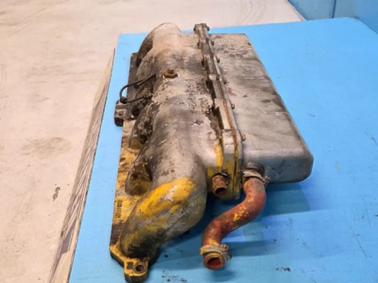 Billede 5 - Ford 675TA Indsugningmanifold 87841156